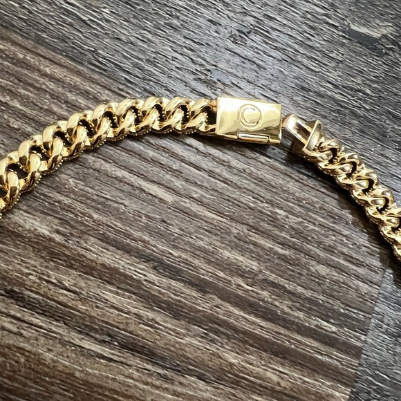 Cuban Link Chain Necklace - Picture 6 of 9